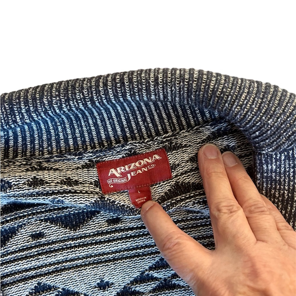 ARIZONA Men’s Navy and Light Gray Button Up Cardigan Sweater - Picture 5 of 6